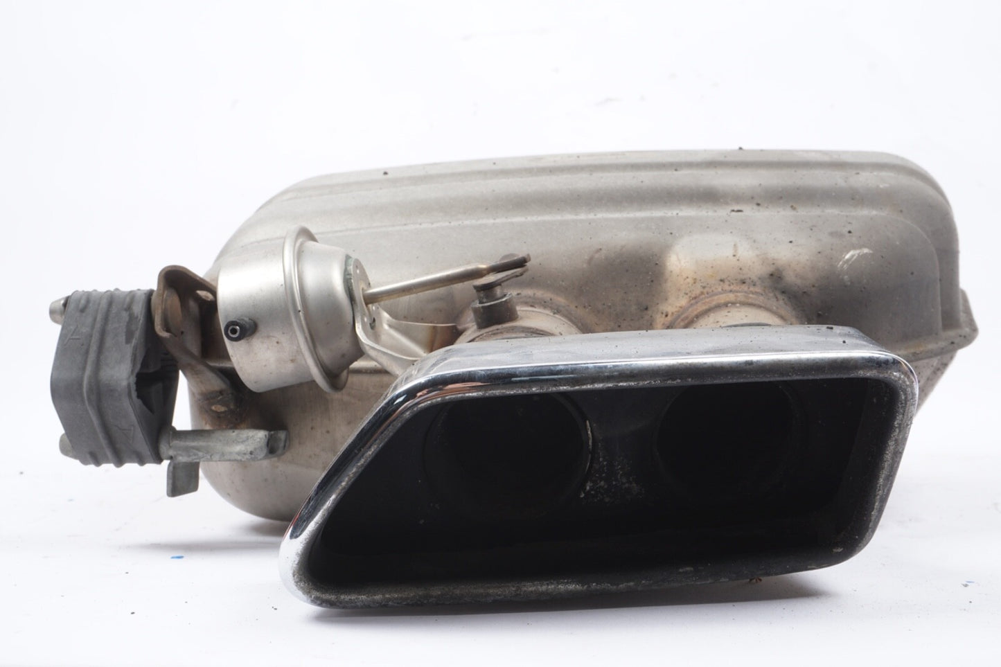 2012-2014 BMW 650I REAR RIGHT MUFFLER EXHAUST TAIL PIPE OEM