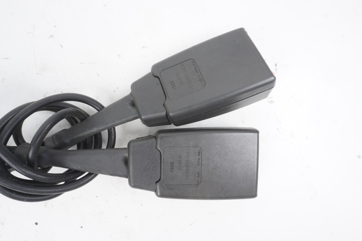 03-06 Mercedes R230 SL500 SL55 AMG Front Right Side Seat Belt Buckle OEM
