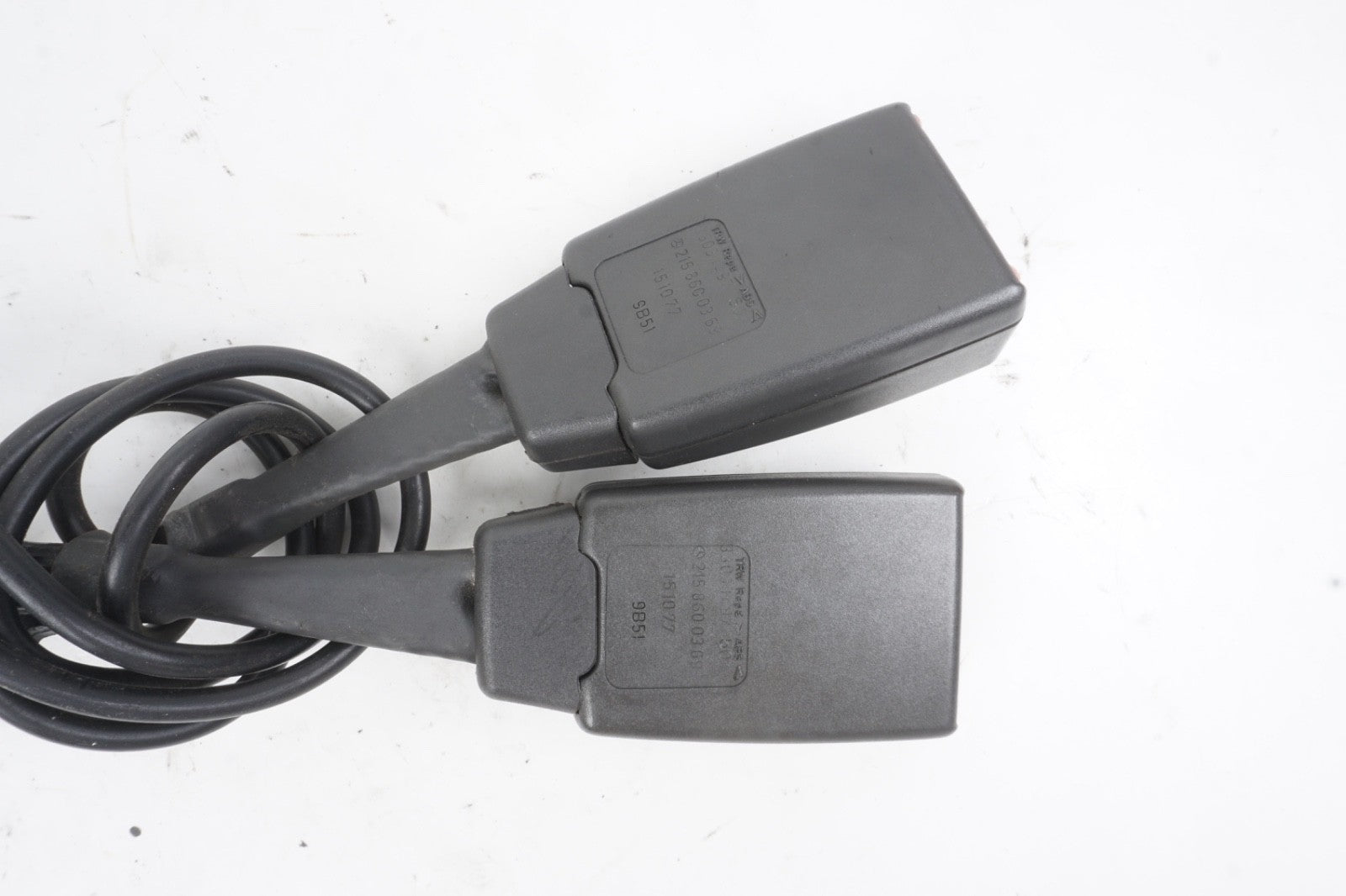 03-06 Mercedes R230 SL500 SL55 AMG Front Right Side Seat Belt Buckle OEM