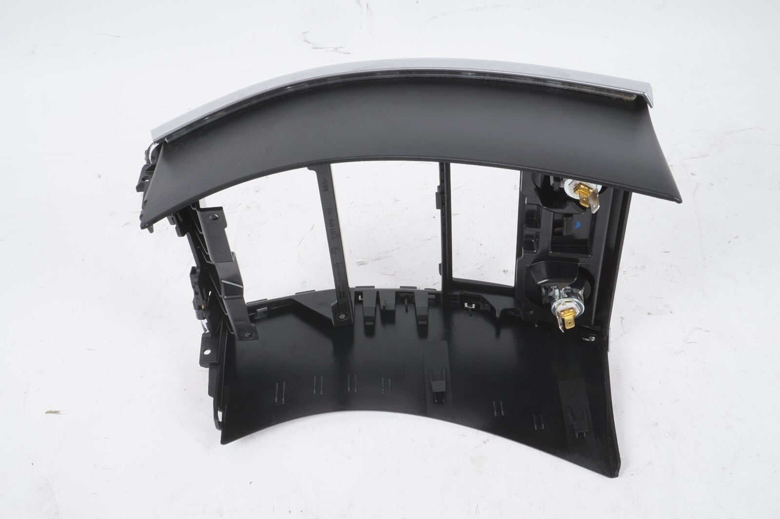 2010 - 2017 BMW 550I GT F07  REAR CENTER CONSOLE  VENT PANEL TRIMOEM