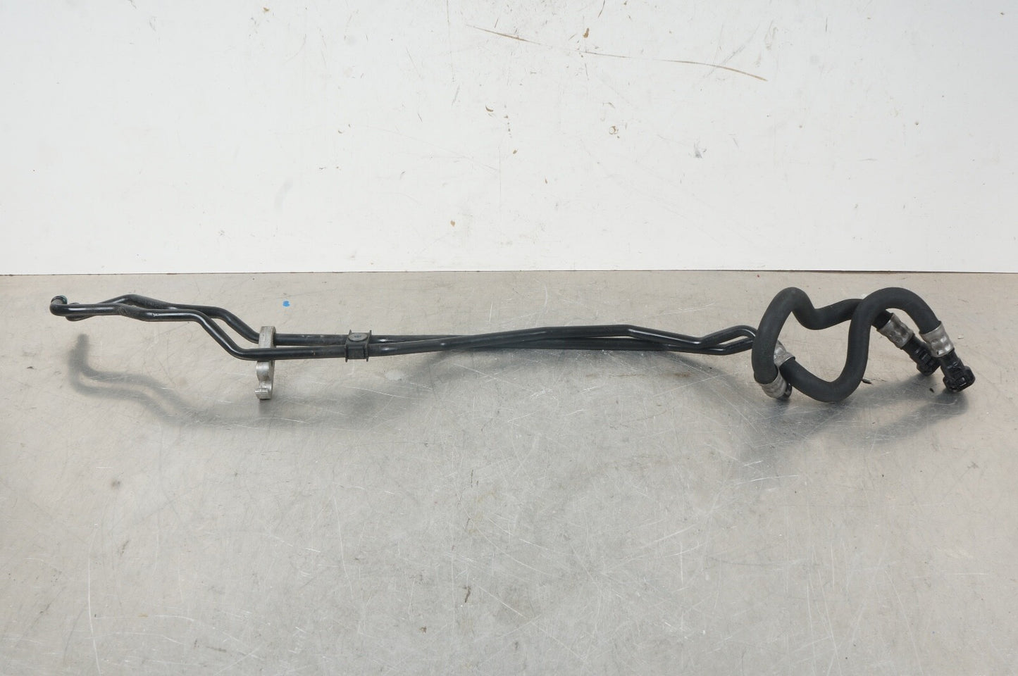 2017 - 2020 MERCEDES R231 SL450 TRANSMISSION OIL COOLER LINE HOSE SET OEM