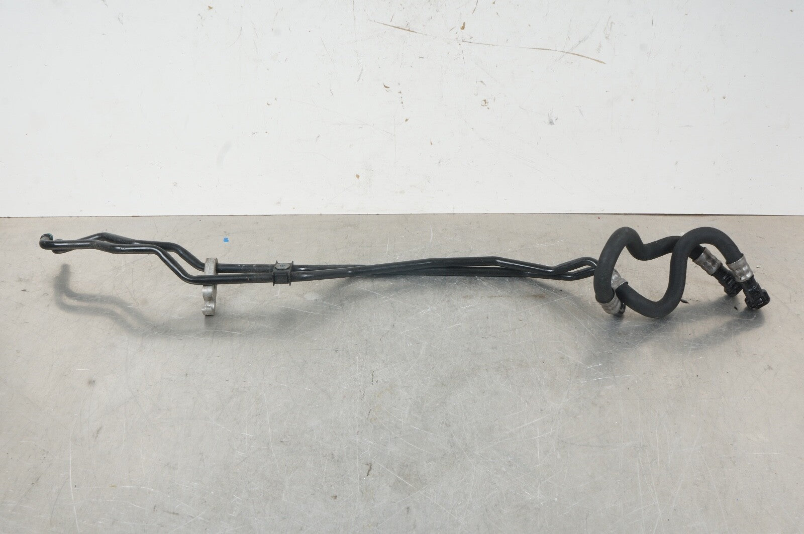 2017 - 2020 MERCEDES R231 SL450 TRANSMISSION OIL COOLER LINE HOSE SET OEM