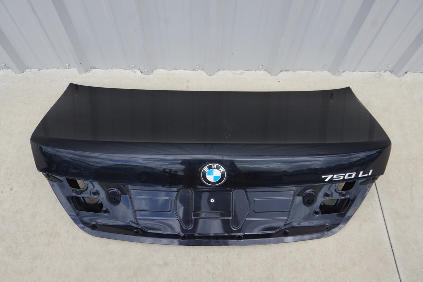 2009 - 2015 BMW 750I F02 F01 750I 740I 750LI TRUNK LID TAILGATE SHELL OEM