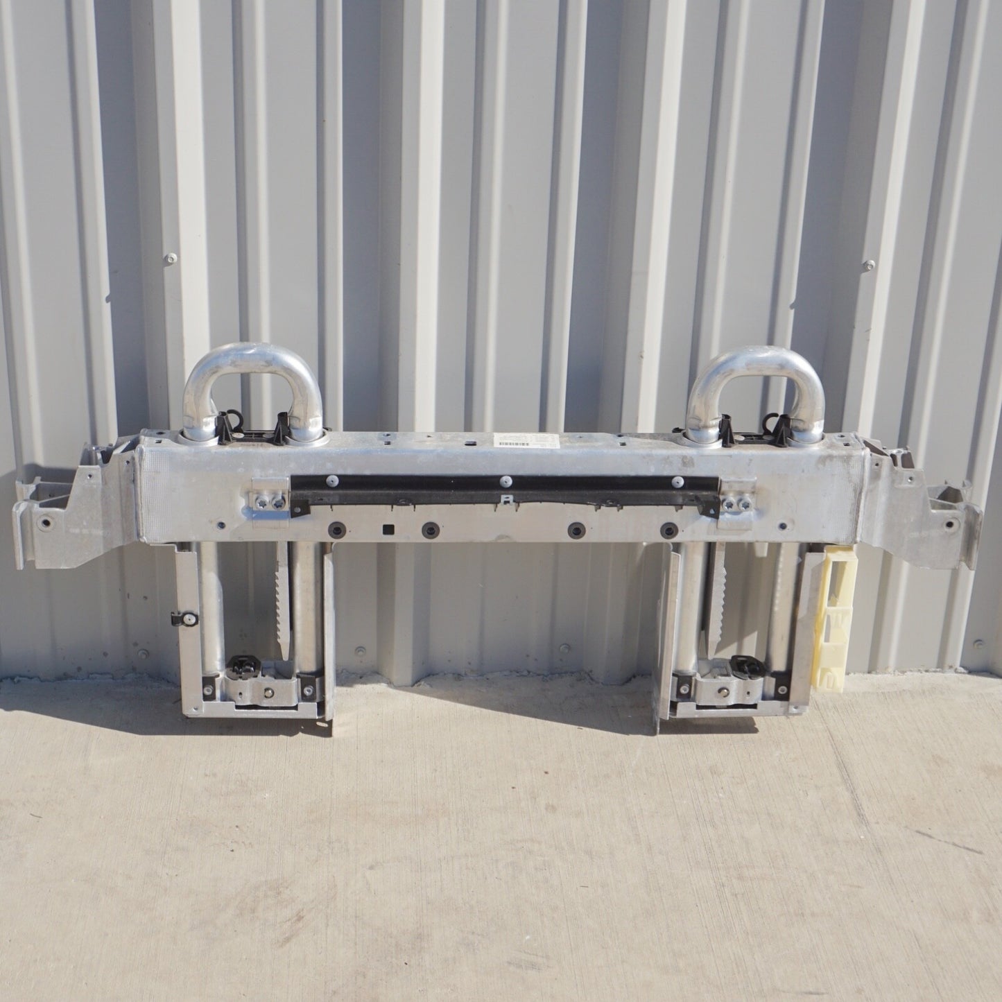 07-13 BMW E93 325I 328I 335i M3 Convertible Rear Roll Bar Bracket 7140906 OEM