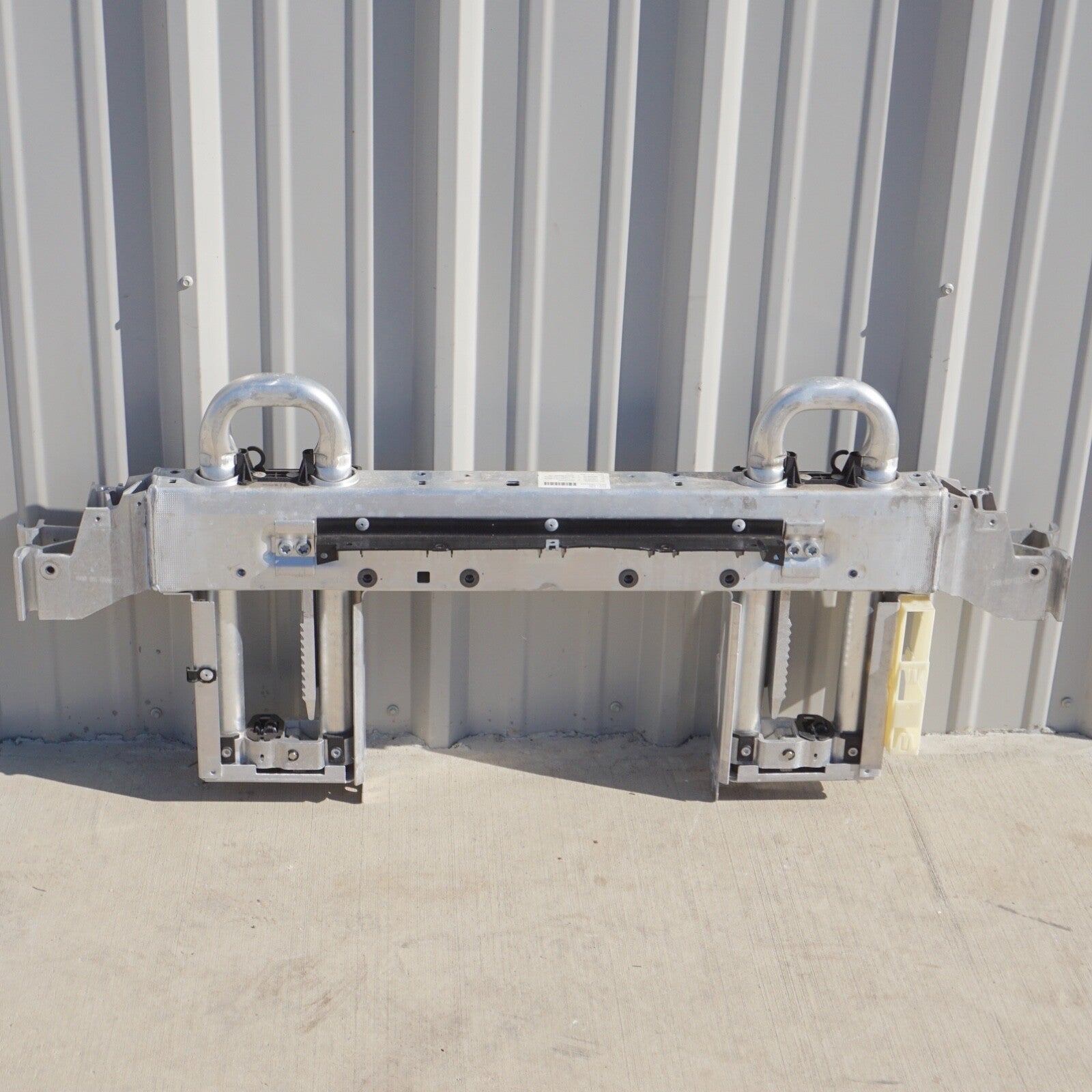 07-13 BMW E93 325I 328I 335i M3 Convertible Rear Roll Bar Bracket 7140906 OEM