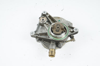 10 - 16 PORSCHE PANAMERA ENGINE VACUUM PUMP 94811005006  OEM