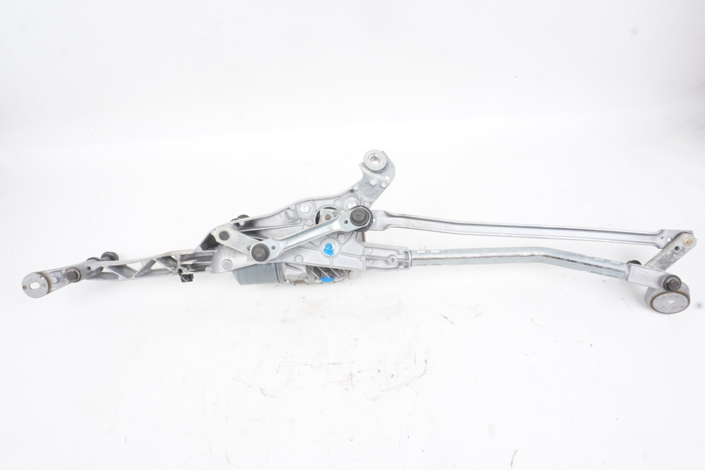 2012 - 2014 Mercedes C250 C300 Windshield Wiper Arm Motor Linkage OEM