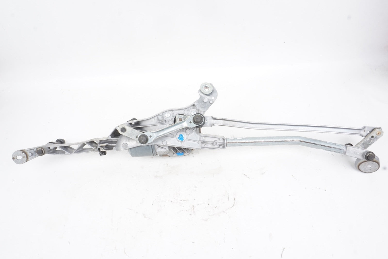 2012 - 2014 Mercedes C250 C300 Windshield Wiper Arm Motor Linkage OEM