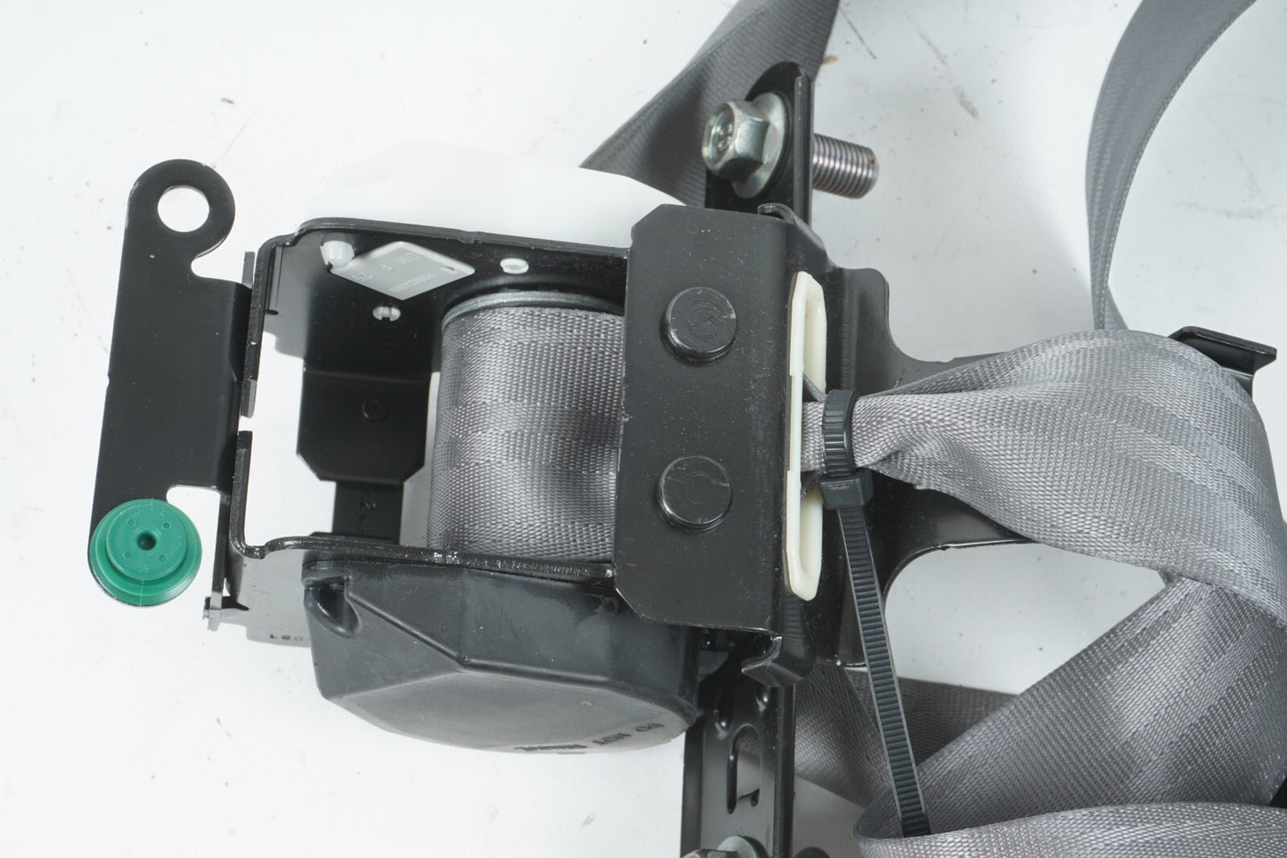 2014 - 2017 HONDA ODYSSEY REAR 3RD ROW SEAT BELT RETRACTOR OEM