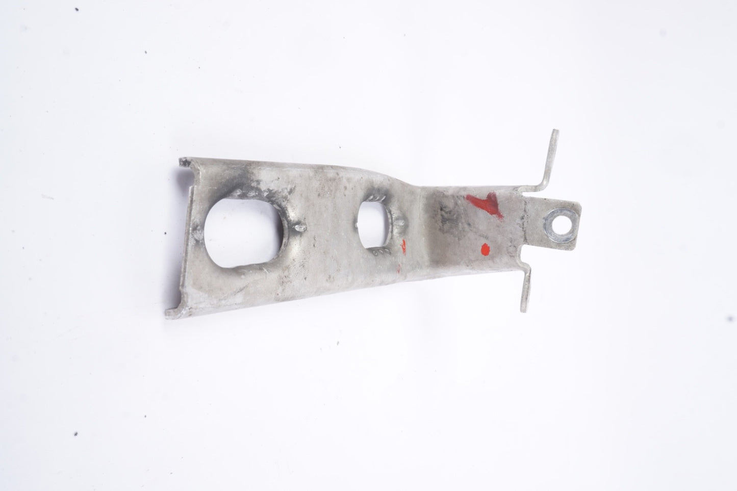 2016 - 2022 BMW X1 X2 WINDSHIELD WIPER WASHER RESERVOIR SUPPORT BRACKET OEM