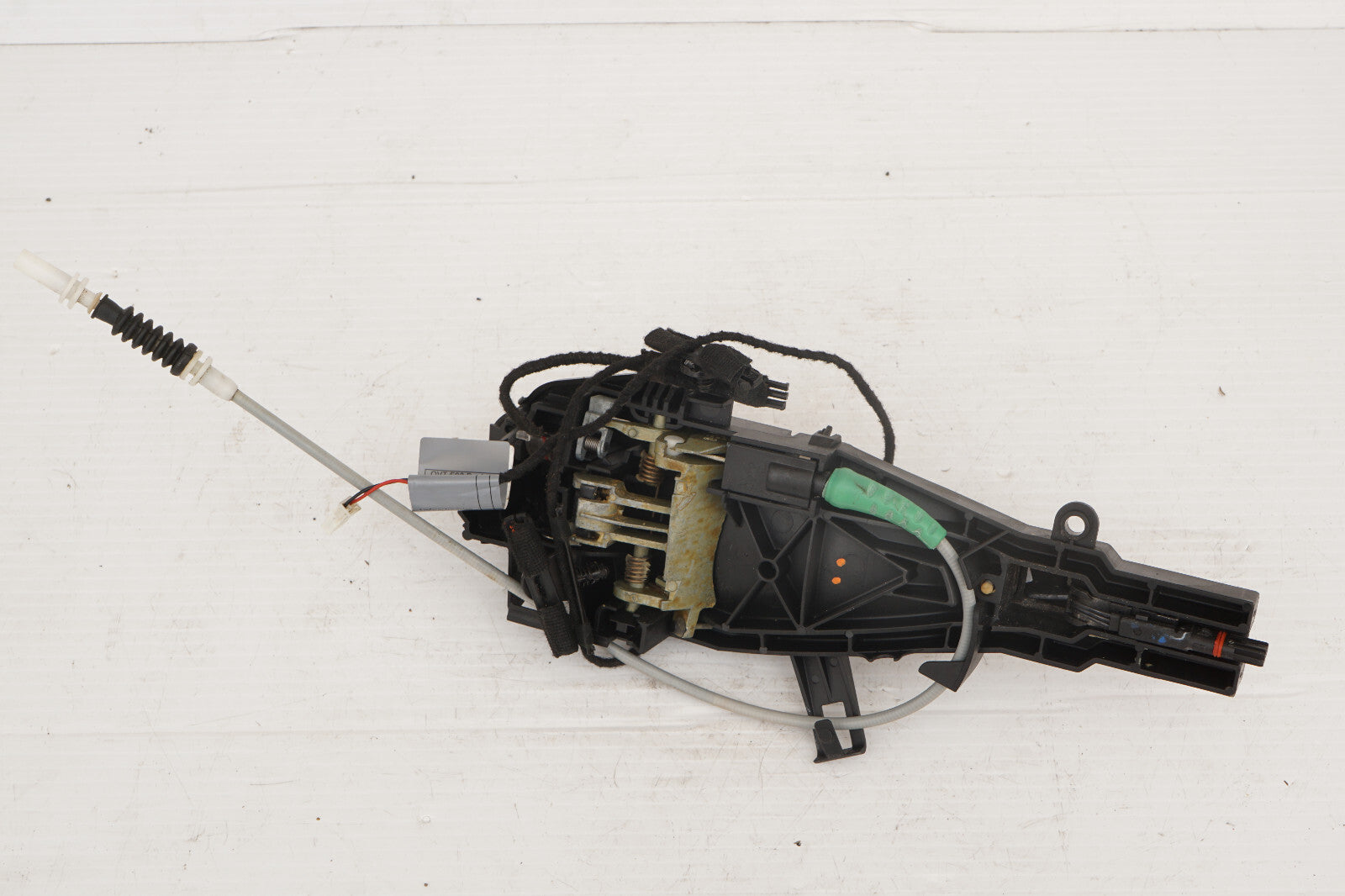 2007 - 2013 BMW 335i E93 E92 FRONT RIGHT PASSENGER EXTERIOR DOOR HANDLE OEM