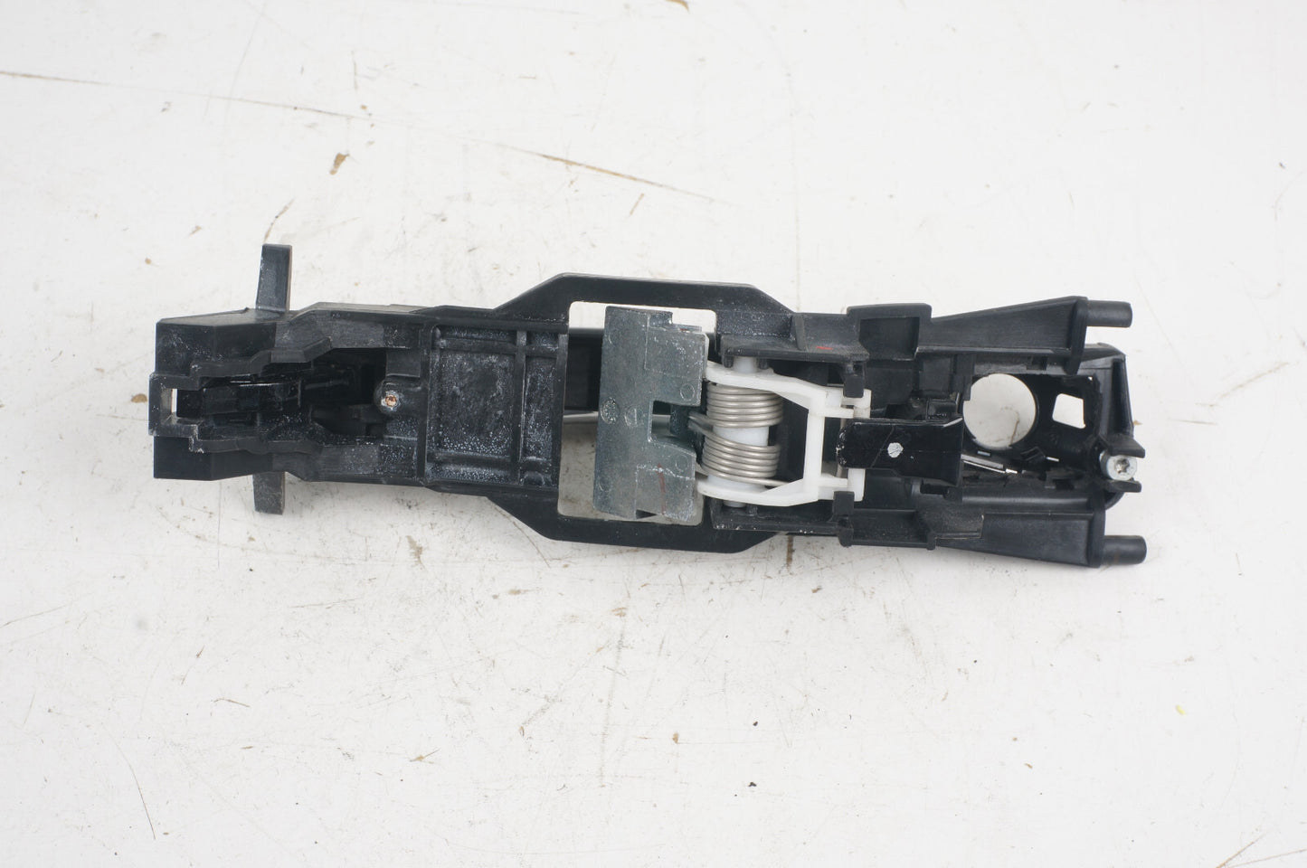 06 - 09 Mercedesz W209 CLK350 CLK500 FRONT LEFT DRIVER EXTERIOR DOOR HANDLE OEM