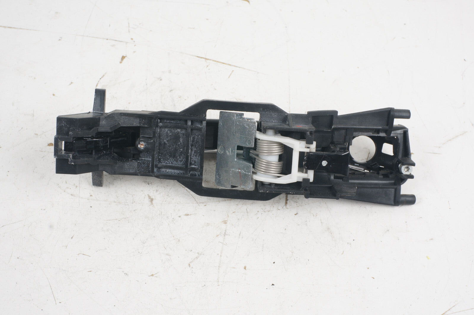 06 - 09 Mercedesz W209 CLK350 CLK500 FRONT LEFT DRIVER EXTERIOR DOOR HANDLE OEM
