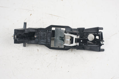 06 - 09 Mercedesz W209 CLK350 CLK500 FRONT LEFT DRIVER EXTERIOR DOOR HANDLE OEM