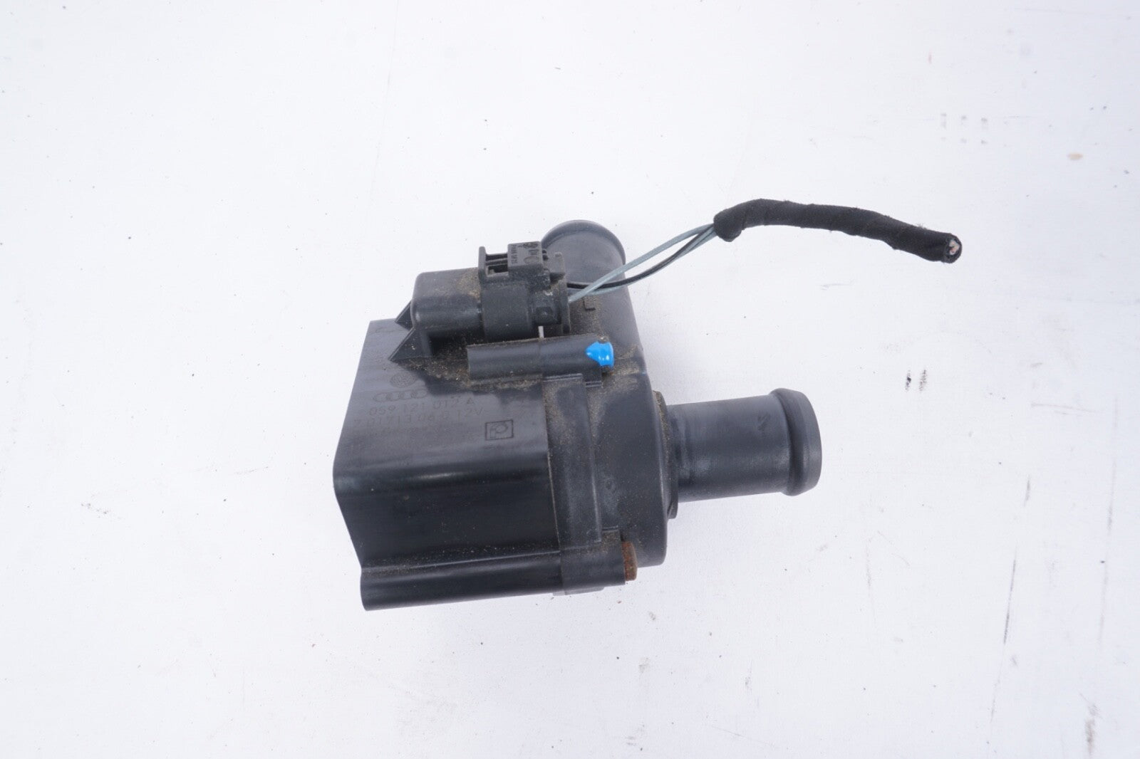 2012 - 2015 OEM AUDI A6 A7 ENGINE COOLANT AUXILIARY WATER PUMP