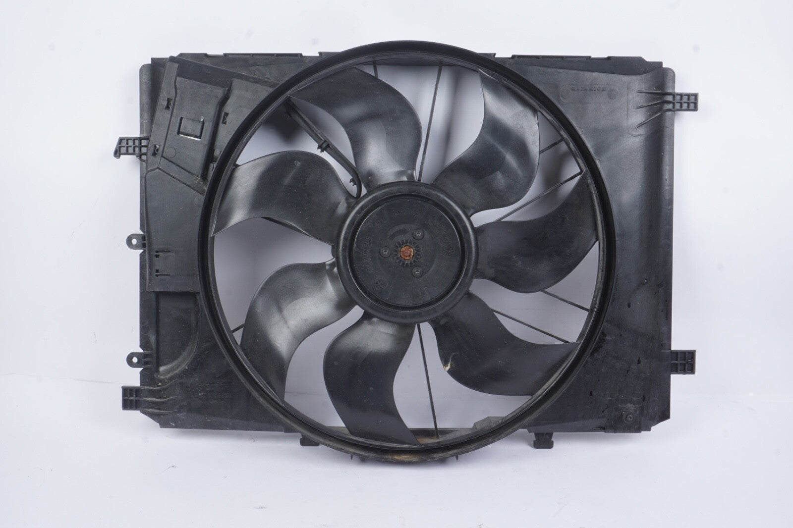 08-18 Mercedes W212 E350 C300 Engine Radiator Cooling Fan Motor Assembly OEM