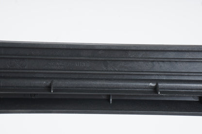 2010 - 2020 Bentley Mulsanne Front Right Passenger Door Upper Trim Strip