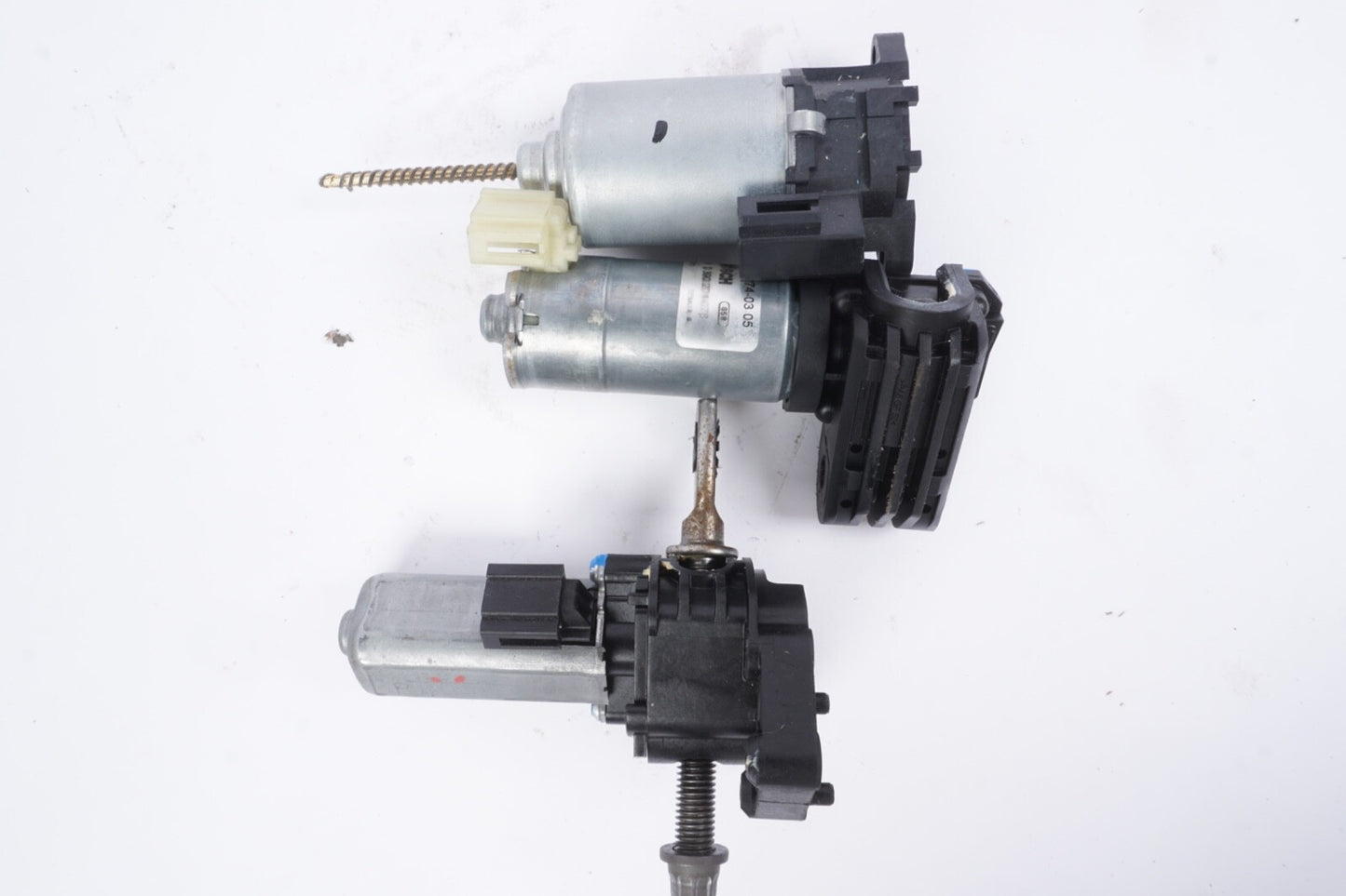 2015 - 2020 MERCEDES GLA250 FRONT RIGHT SIDE SEAT RECLINE TILT MOTOR OEM SET 3
