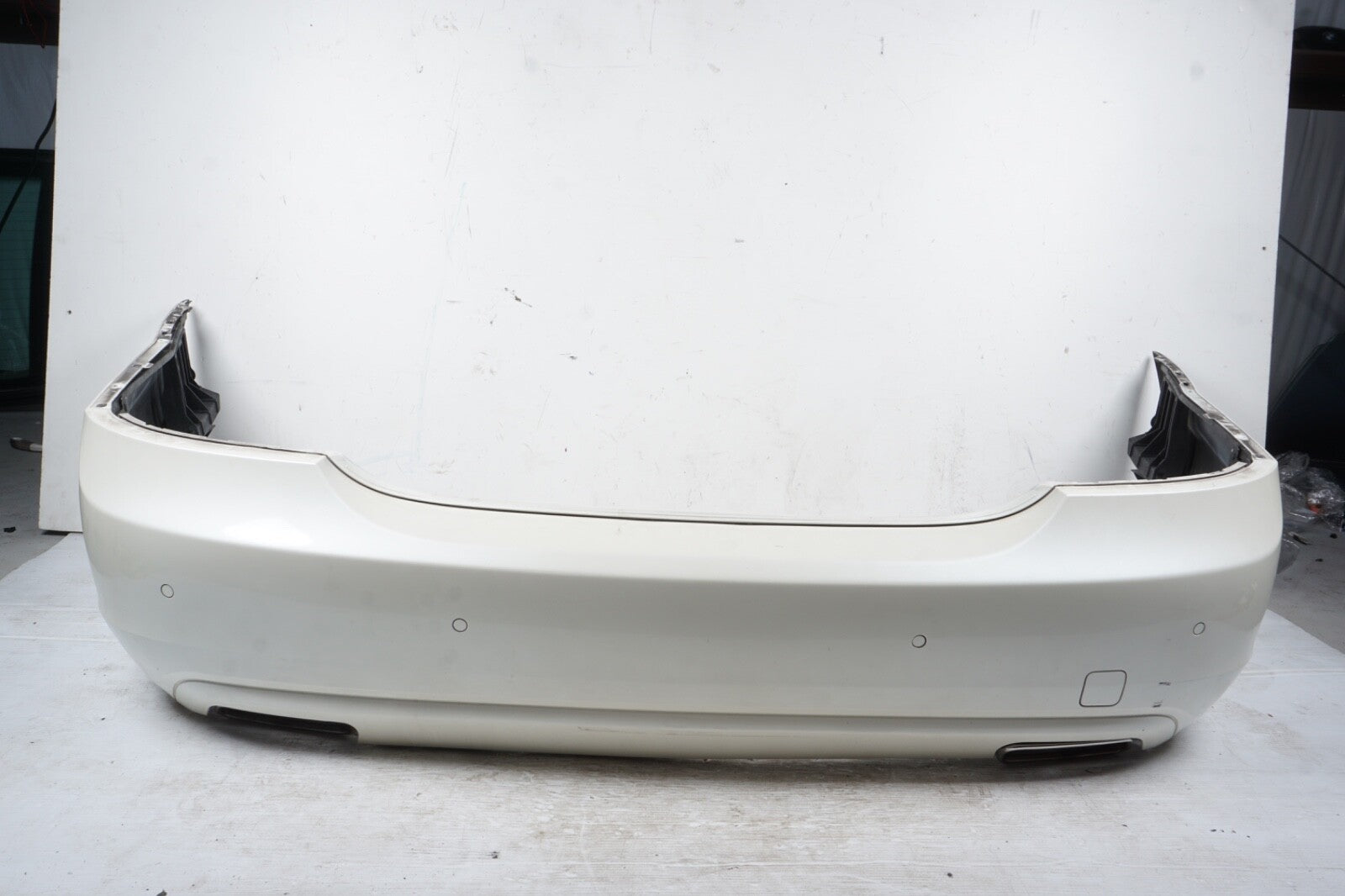 10-13 Mercedes W221 S550 S400 Base Rear Bumper Cover Assembly OEM
