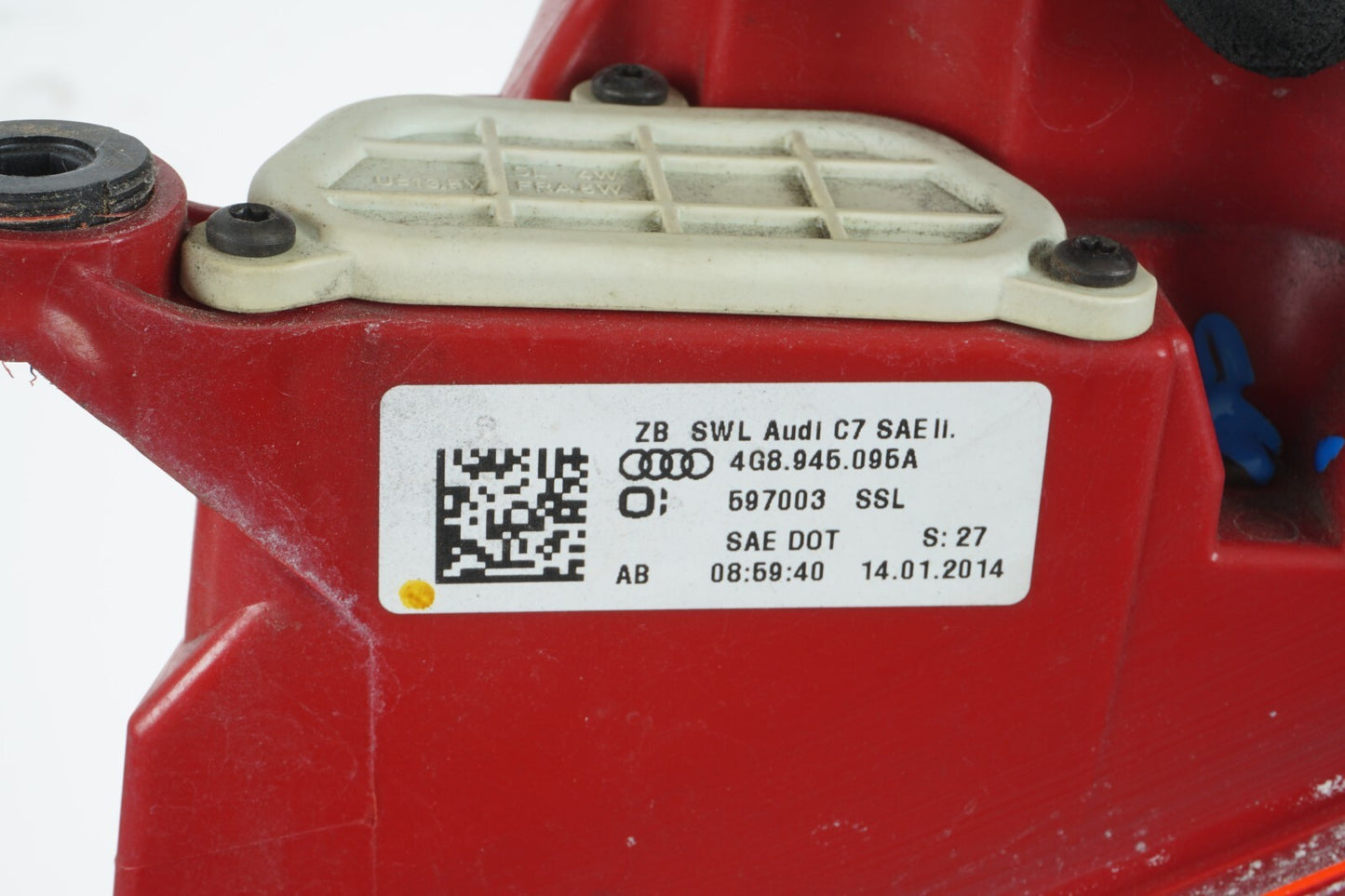 2012 - 2015 AUDI A7 S7 REAR LEFT DRIVER SIDE OUTER TAIL LIGHT LIGHT LAMP OEM