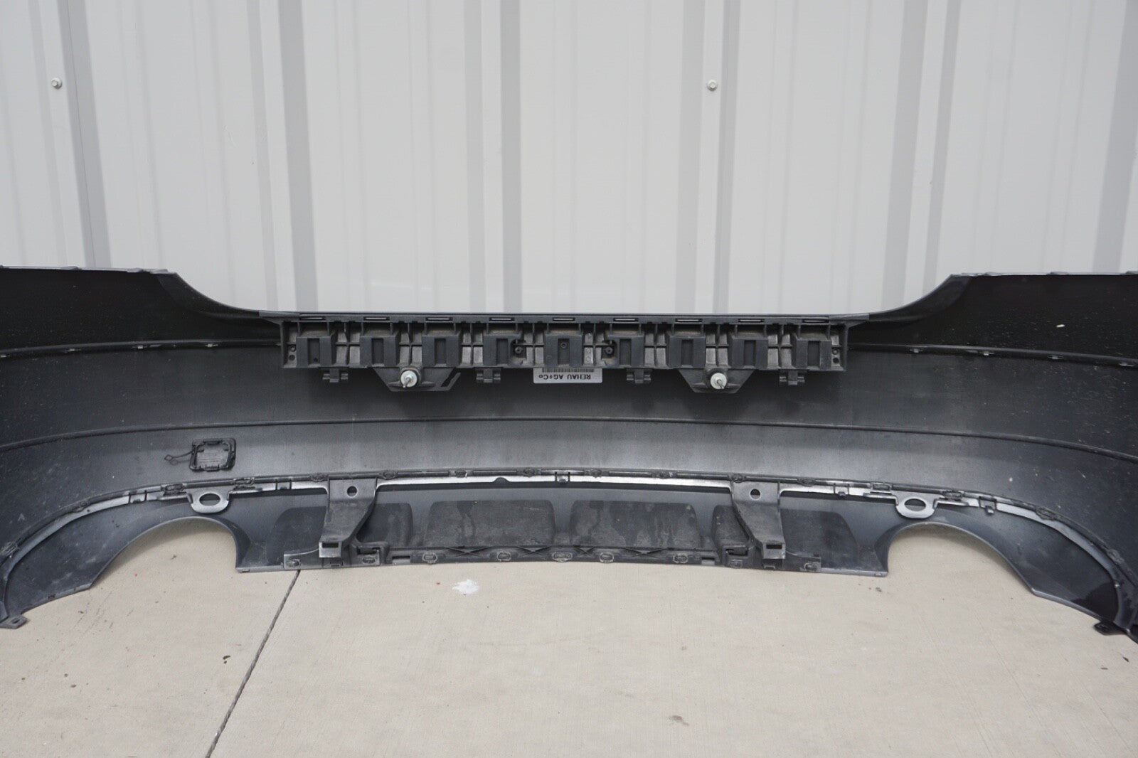 2010 2011 2012 2013 MERCEDES E350 CONVERTIBLE  COUPE REAR BUMPER COVER OEM