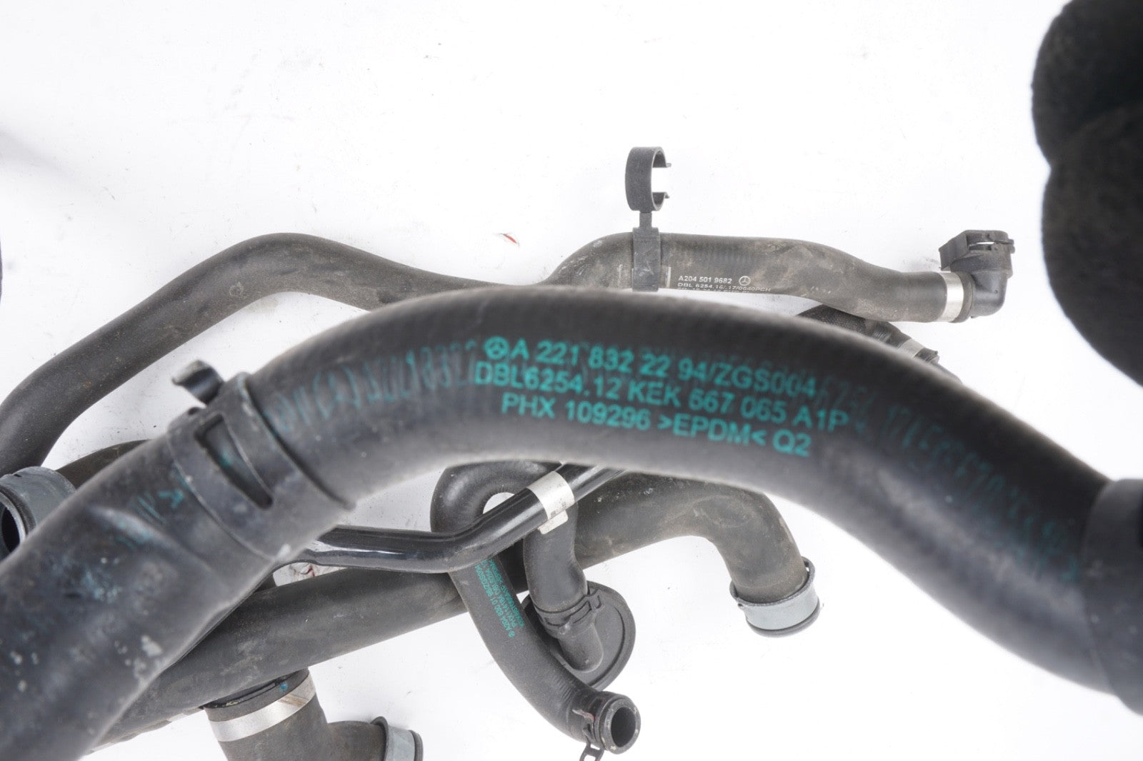 2012 - 2014 Mercedes C250 Engine Cooling Hose Line SET OEM