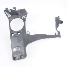 2006 - 2010 BMW 650I E64 - Front LEFT Panel / Frame Mount Bracket 7008847