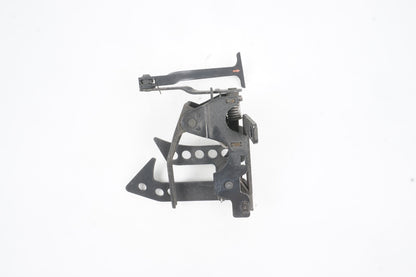 07-13 Mercedes W221 S550 S600 Front Hood Catch Release Latch Lock 2218800264 Oem