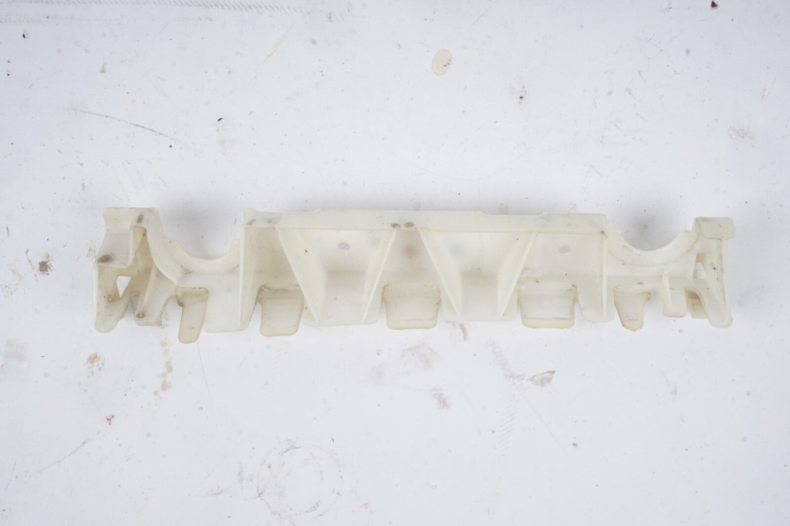 2010 - 2015 Bumper Bracket Mercedes-Benz E-CLASS Coupe A2076980127