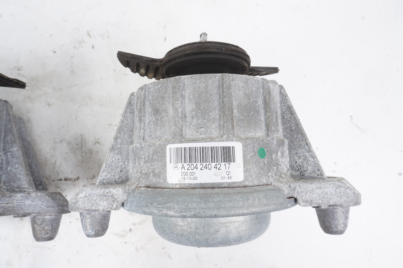 2012 - 2014 Mercedes Benz C Class C250 1.8 Engine Frame Mount Left Right 36k