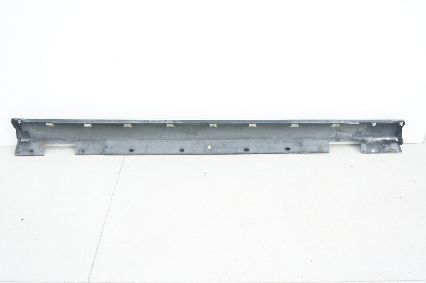 08-14 Mercedes W204 C300 C350 AMG Sport Left Driver Rocker Panel Side Skirt OEM