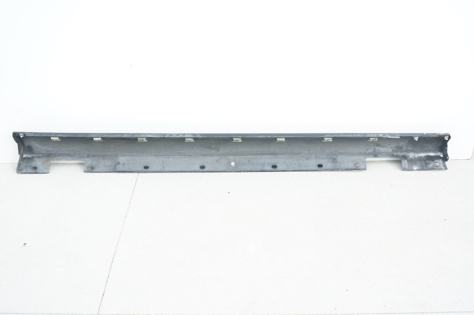 08-14 Mercedes W204 C300 C350 AMG Sport Left Driver Rocker Panel Side Skirt OEM