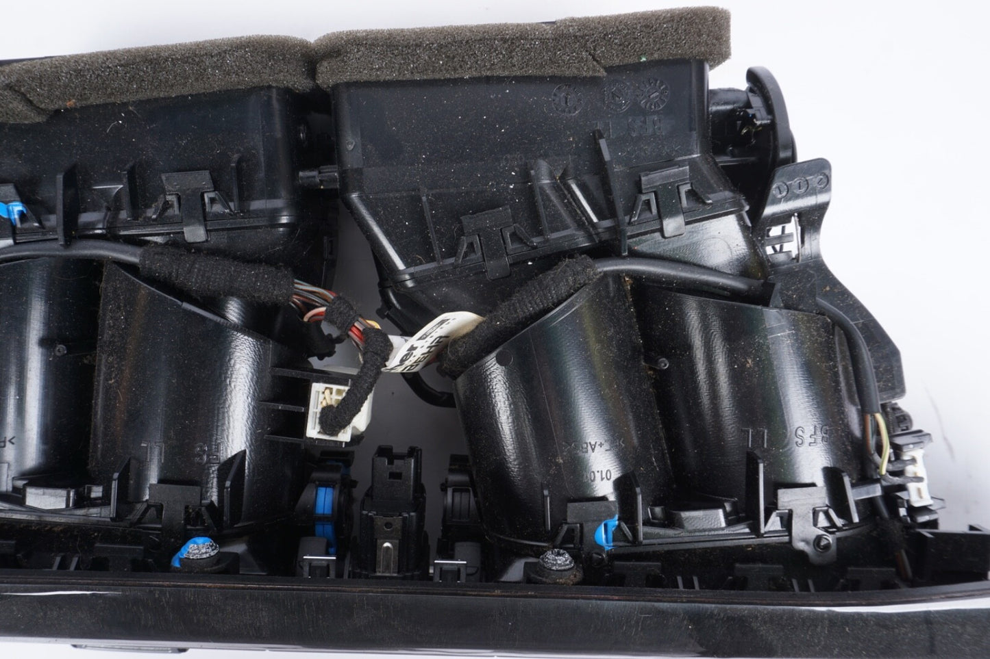 2009-2015 BMW 750I 740I F01 Front Dash Left Driver Air Vent OEM