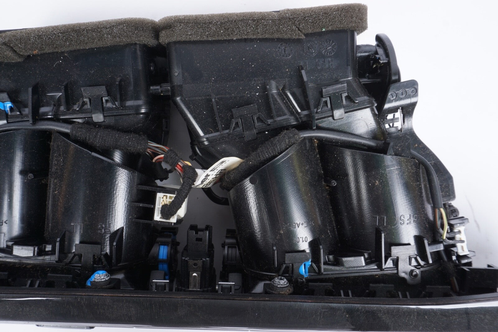 2009-2015 BMW 750I 740I F01 Front Dash Left Driver Air Vent OEM