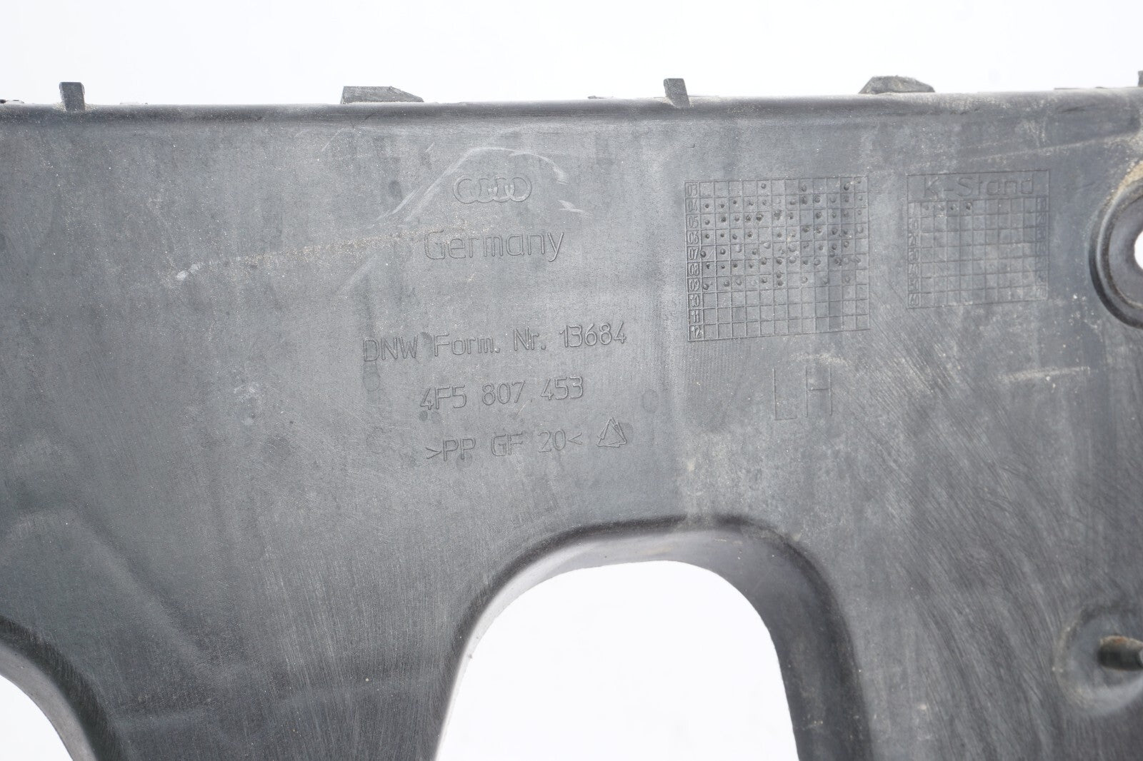 2005 - 2011 Audi A6 Rear Bumper Support Bracket Left & Right OEM
