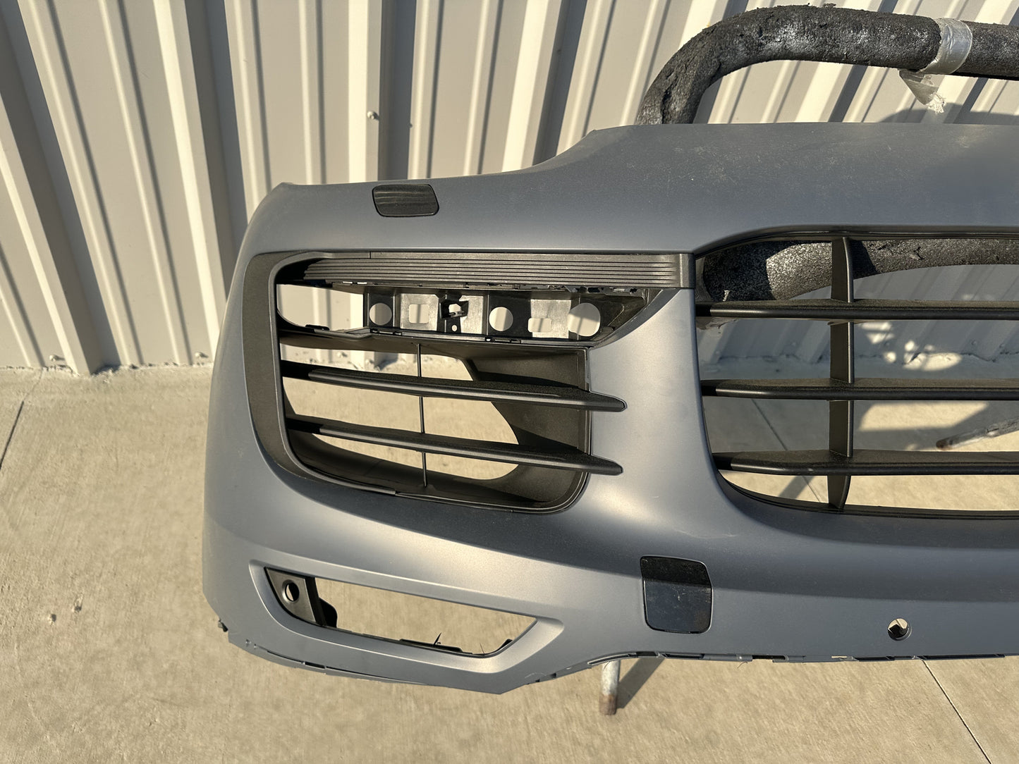 2015-2018 Porsche Cayenne GTS TURBO  Front Bumper Cover Grille