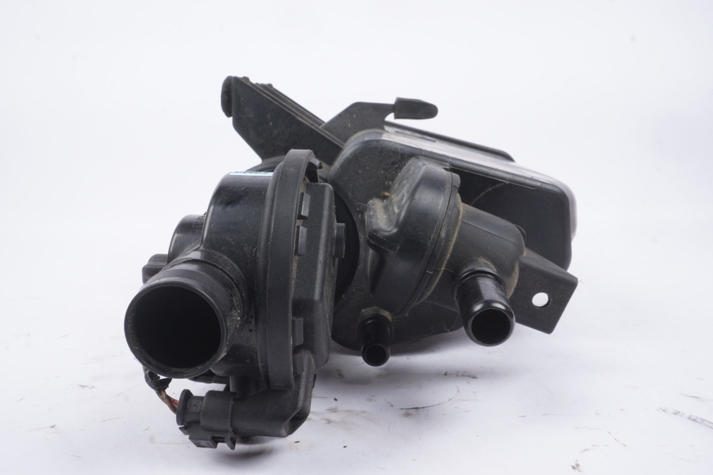 14-20 BMW 428i F32 F36 FUEL GAS EVAPORATOR CHARCOAL FILTER CANISTER OEM