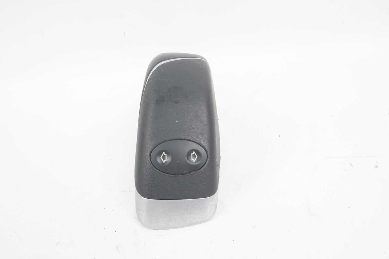 03-12 Mercedes R230 SL500 SL550 Right Seat Backrest Recline Switch Cover OEM