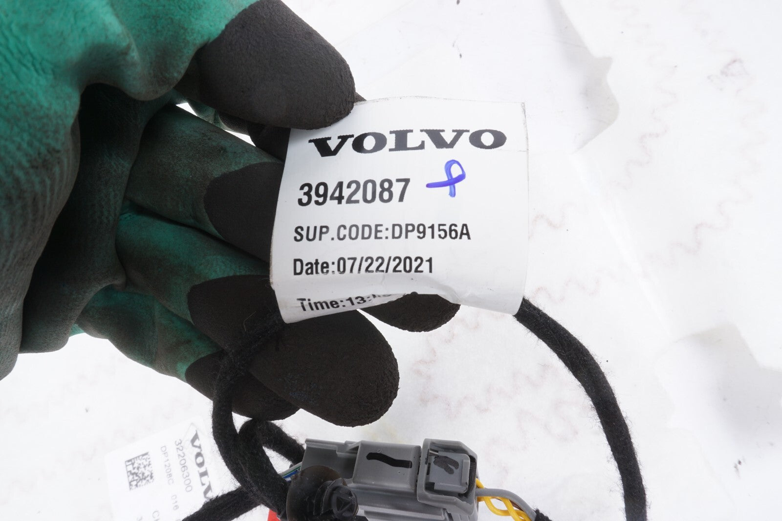 2021 - 2023 Polestar 2 Rear Left Driver Side Seat Mat & Wire Harness OEM