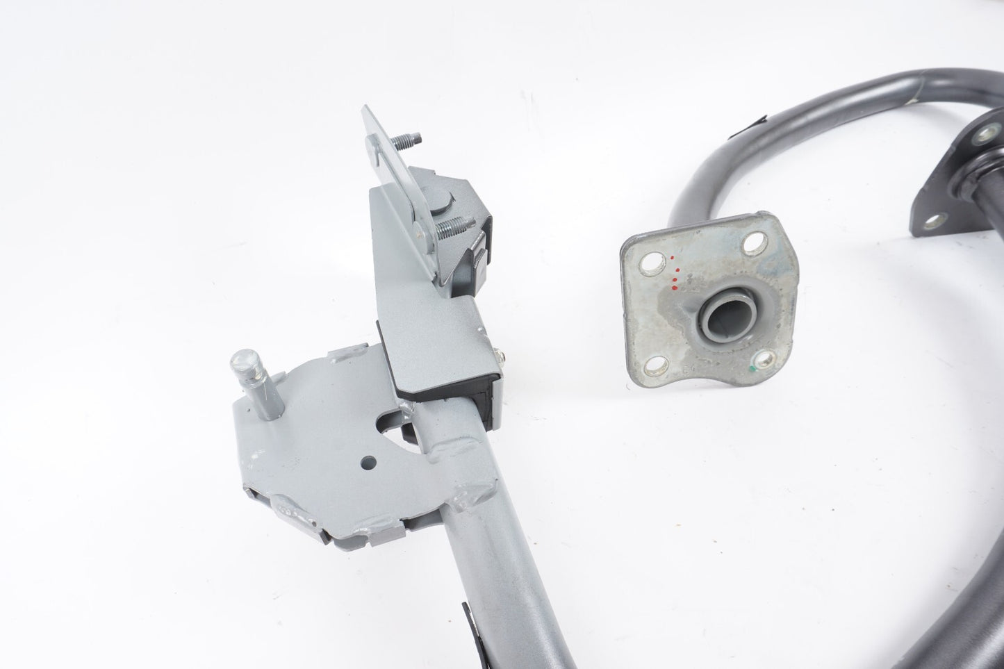 2014-2019 MASERATI GHIBLI TRUNK LID HINGE LEFT & RIGHT OEM