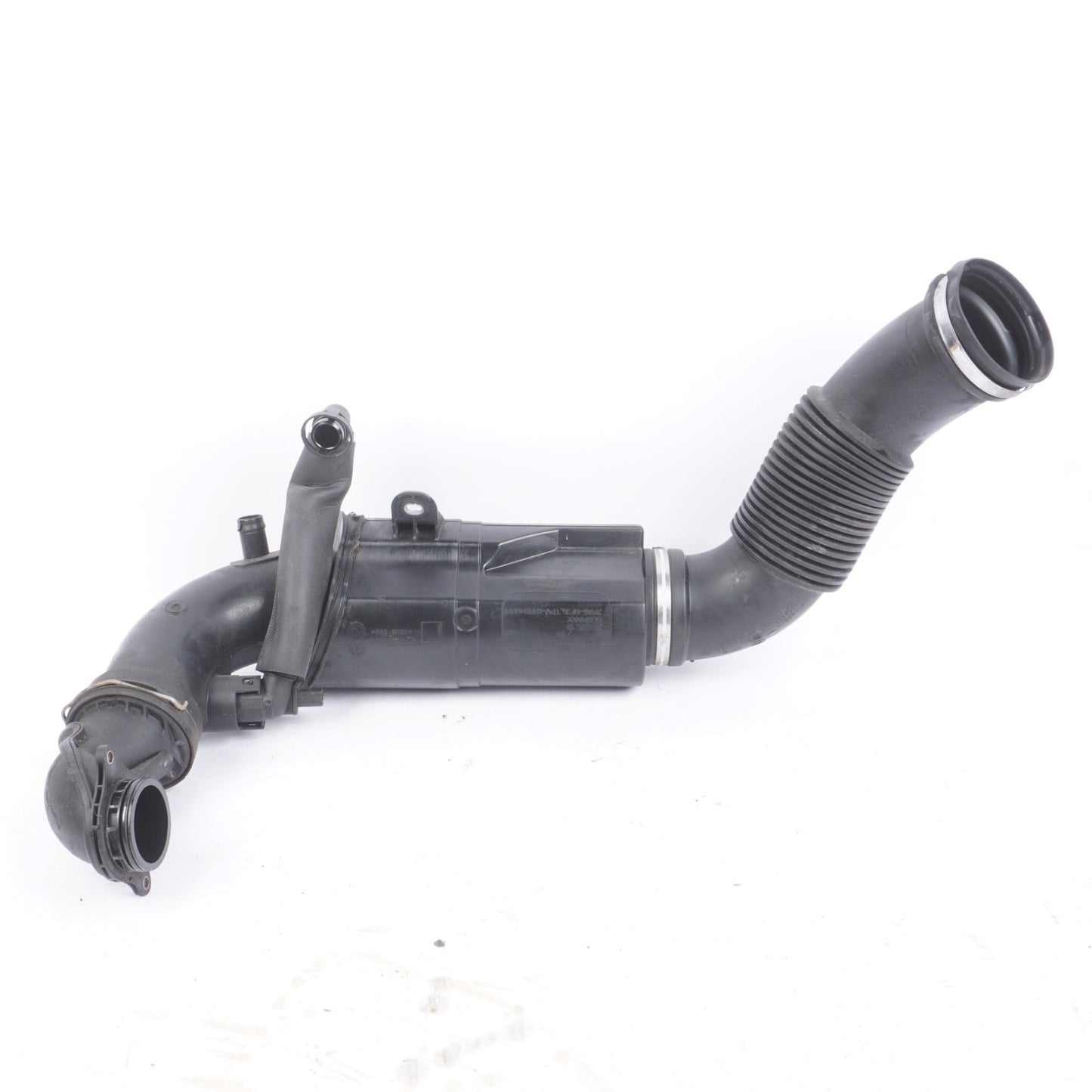 2018 - 2022 BMW X2 F39 OEM 2.0L Engine Intercooler Pipe 7619268-04