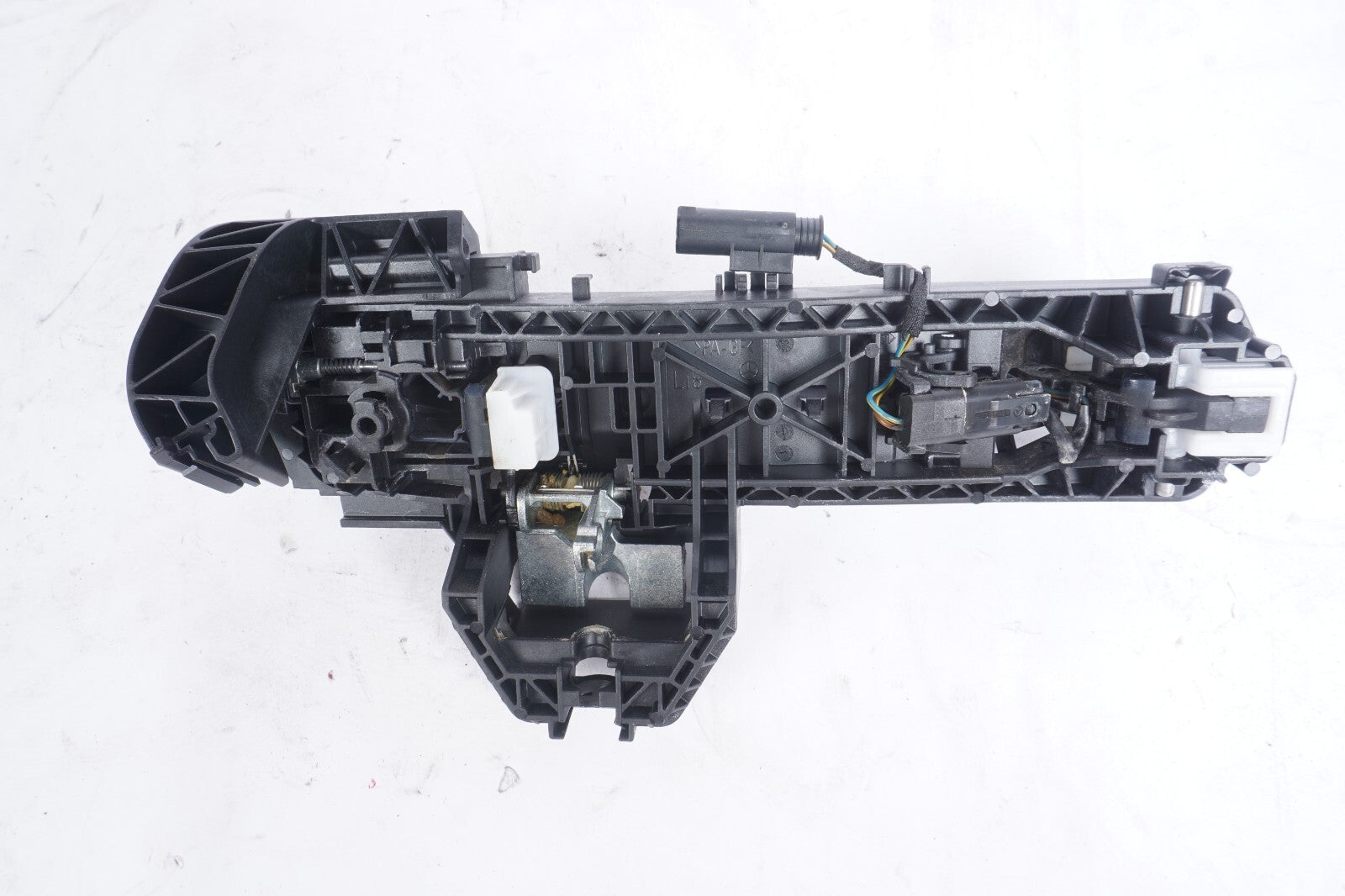 12-14 Mercedes C300 C350 W204 Rear Left Driver Side Exterior Door Handle OEM