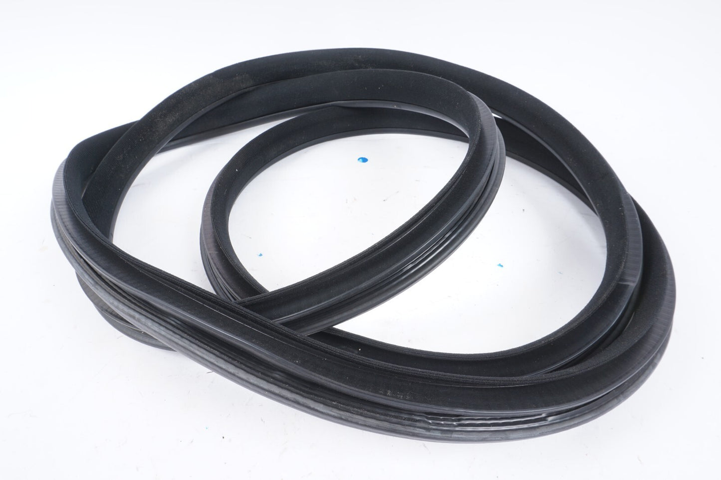 14 - 20 Mercedes S550 W222 Door Weatherstrip Seal Front Right Passenger Side OEM
