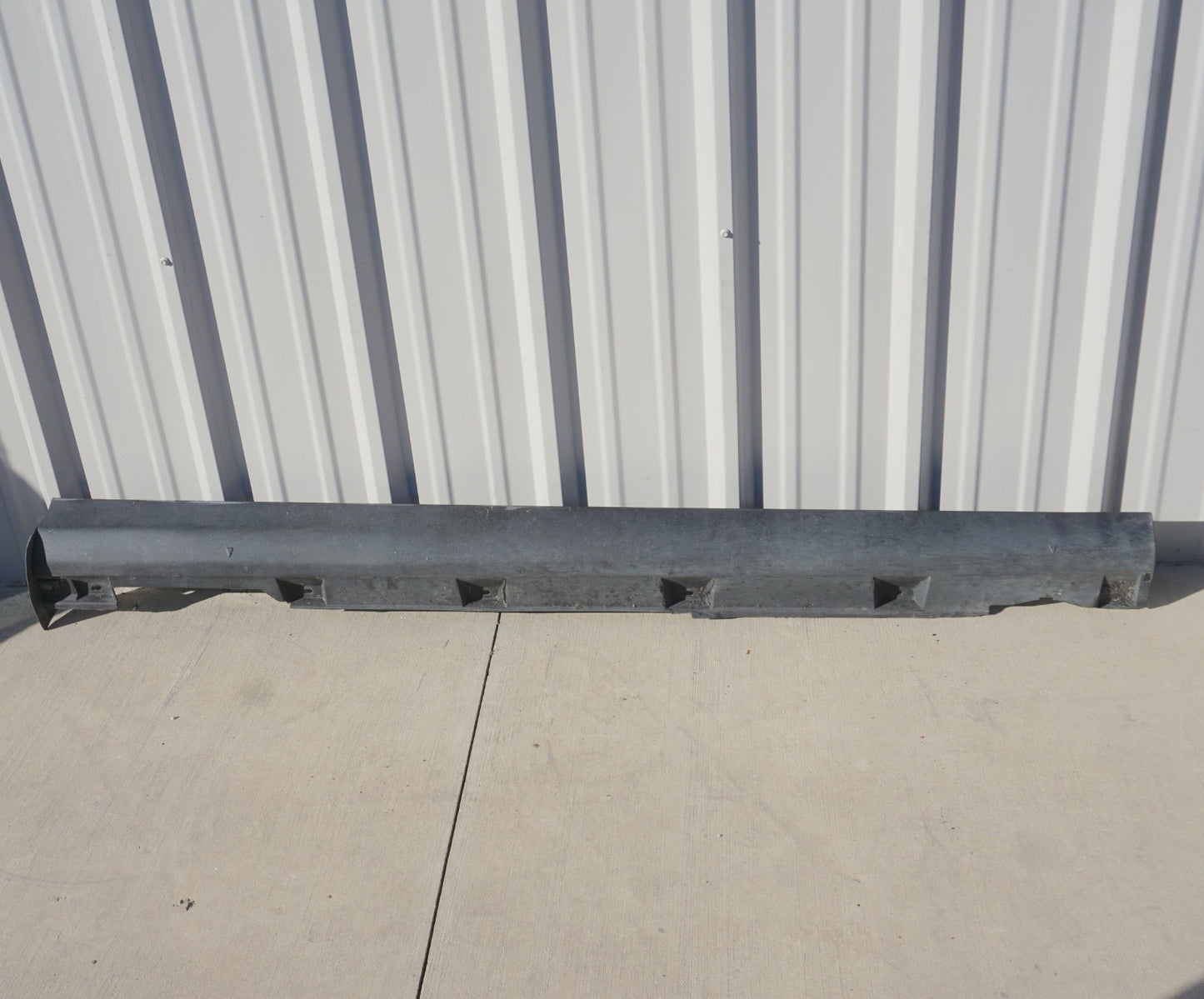2012 - 2018 Ford Focus Right Skirt Rocker Cover Panel Molding OEM