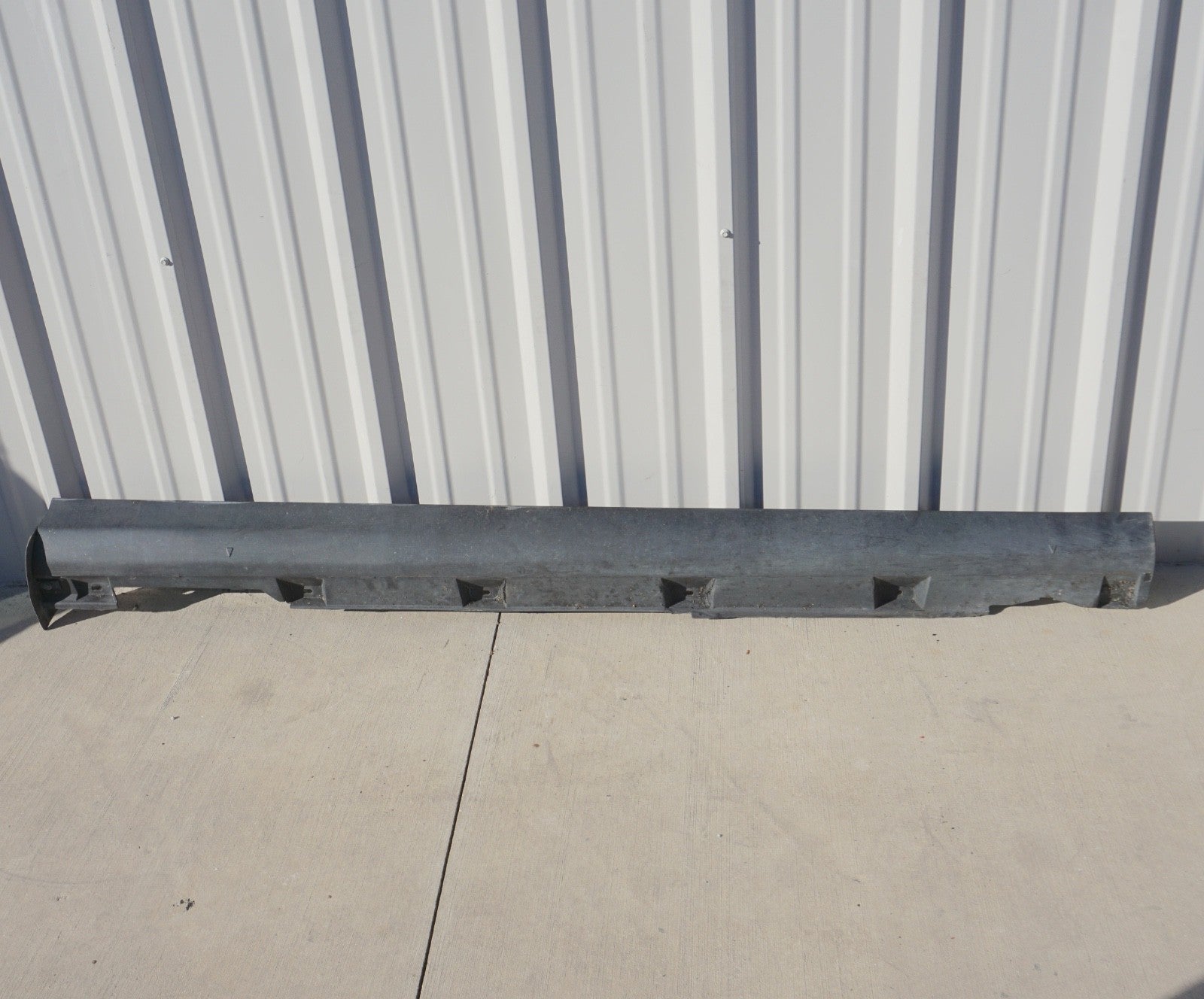 2012 - 2018 Ford Focus Right Skirt Rocker Cover Panel Molding OEM