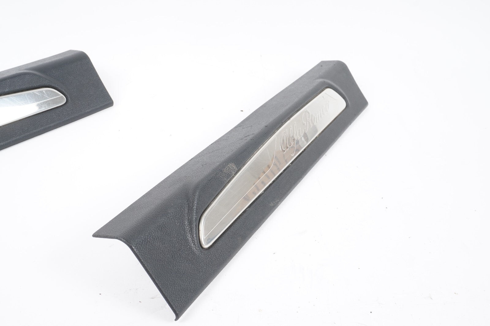 17 - 22 Alfa Romeo Giulia FRONT DOOR SILL SCUFF PLATE COVER LEFT & RIGHT OEM
