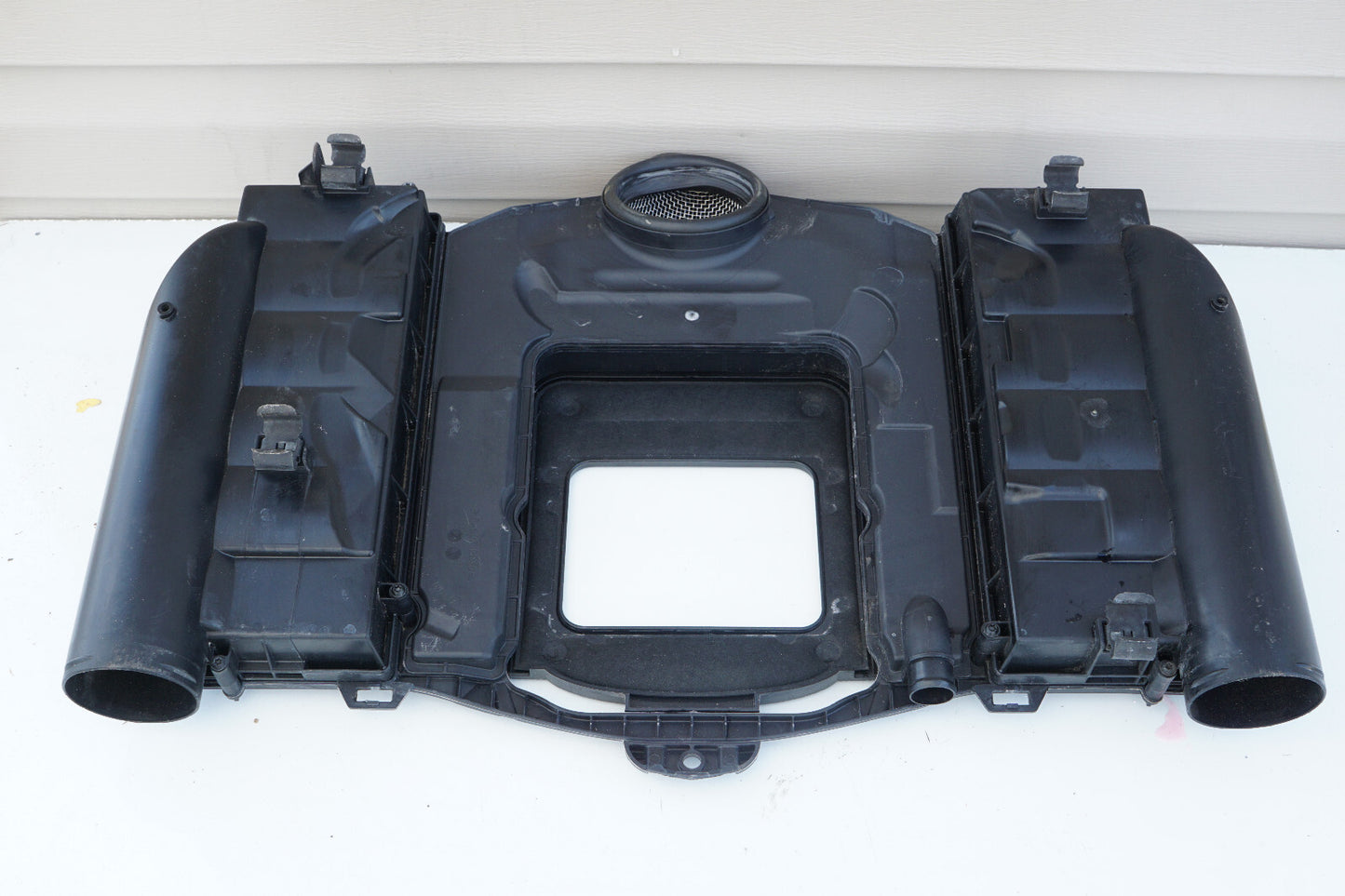 2007 - 2013 MERCEDES BENZ S CLASS W221 AIR INTAKE CLEANER BOX A2730900901 OEM