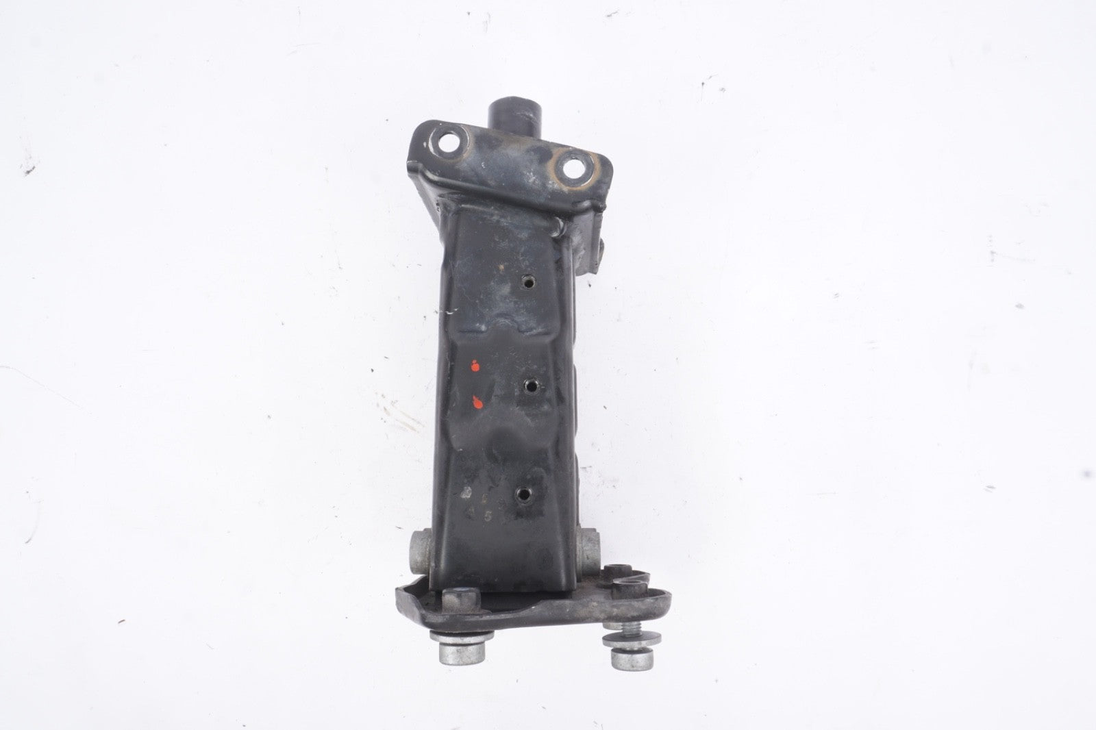 07-13 Mercedes W221 S550 Front Right Side Bumper Reinforcement Bracket OEM