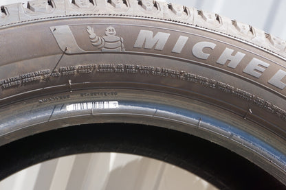 2 x P235/50R18 Michelin Defender 2 Used Tire Excellent Condition