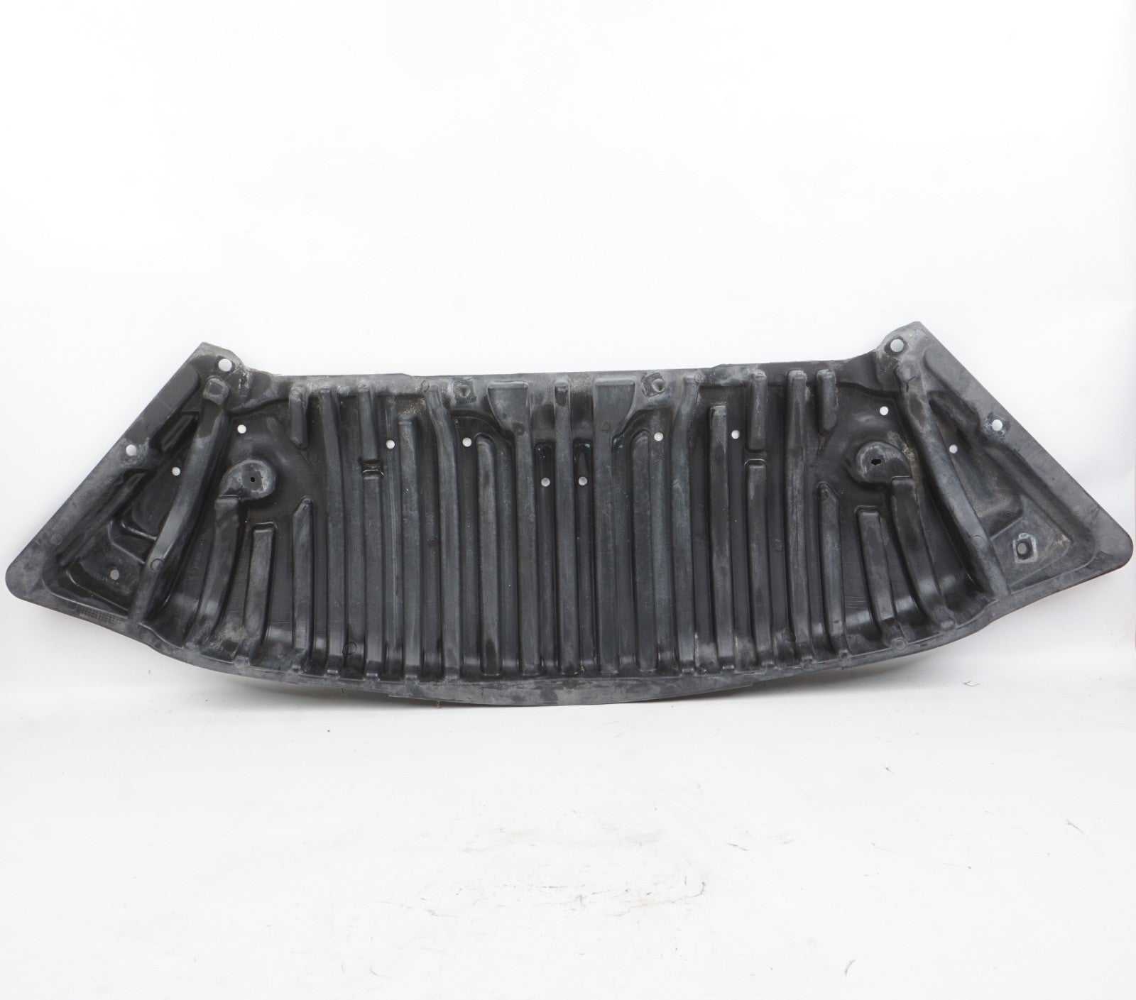 2008 - 2014 MERCEDES C200 C250 C300 C350 Engine Front Lower Mud Flap Splash Guar